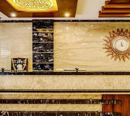 Hotel U.T.Elegance بنغالور المظهر الخارجي الصورة