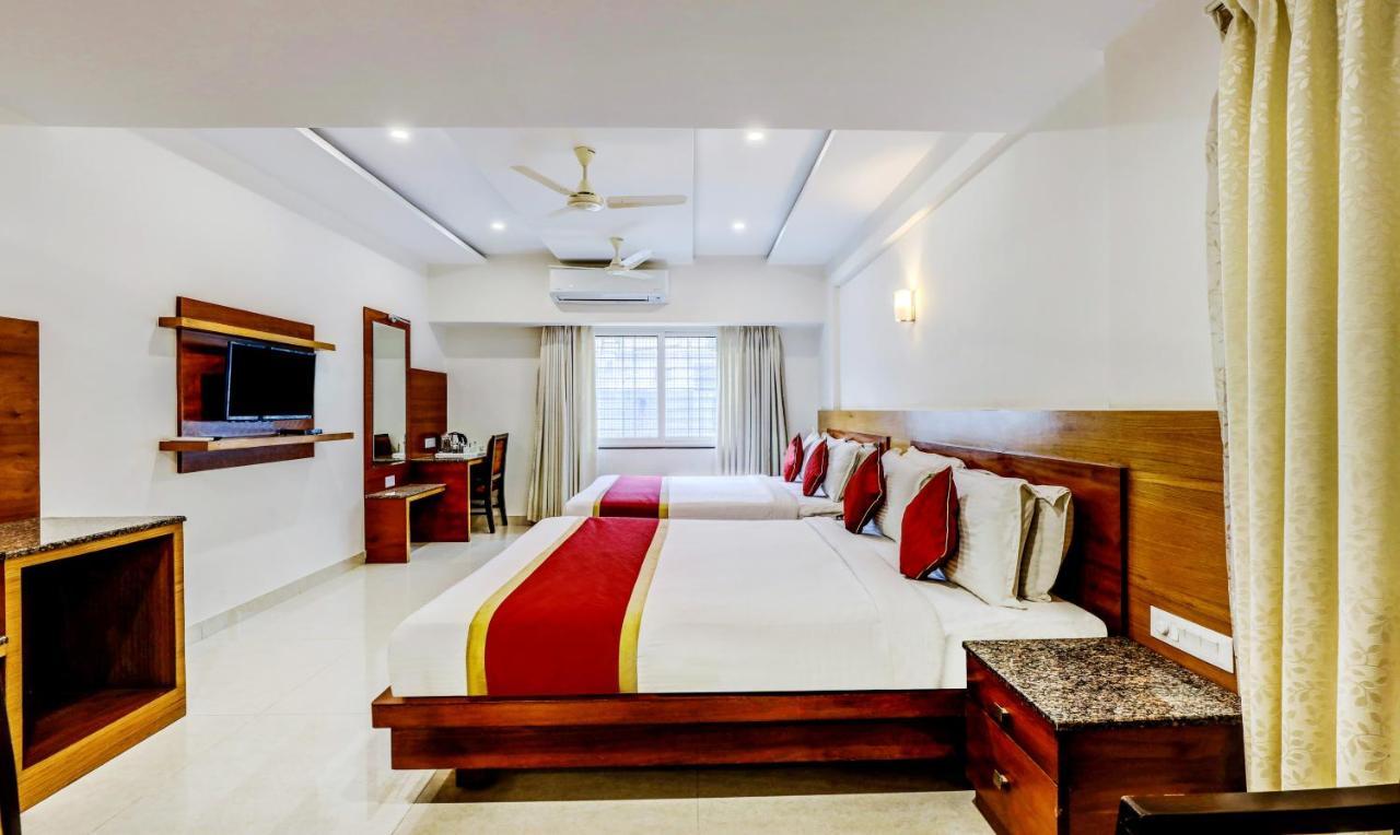 Hotel U.T.Elegance بنغالور المظهر الخارجي الصورة