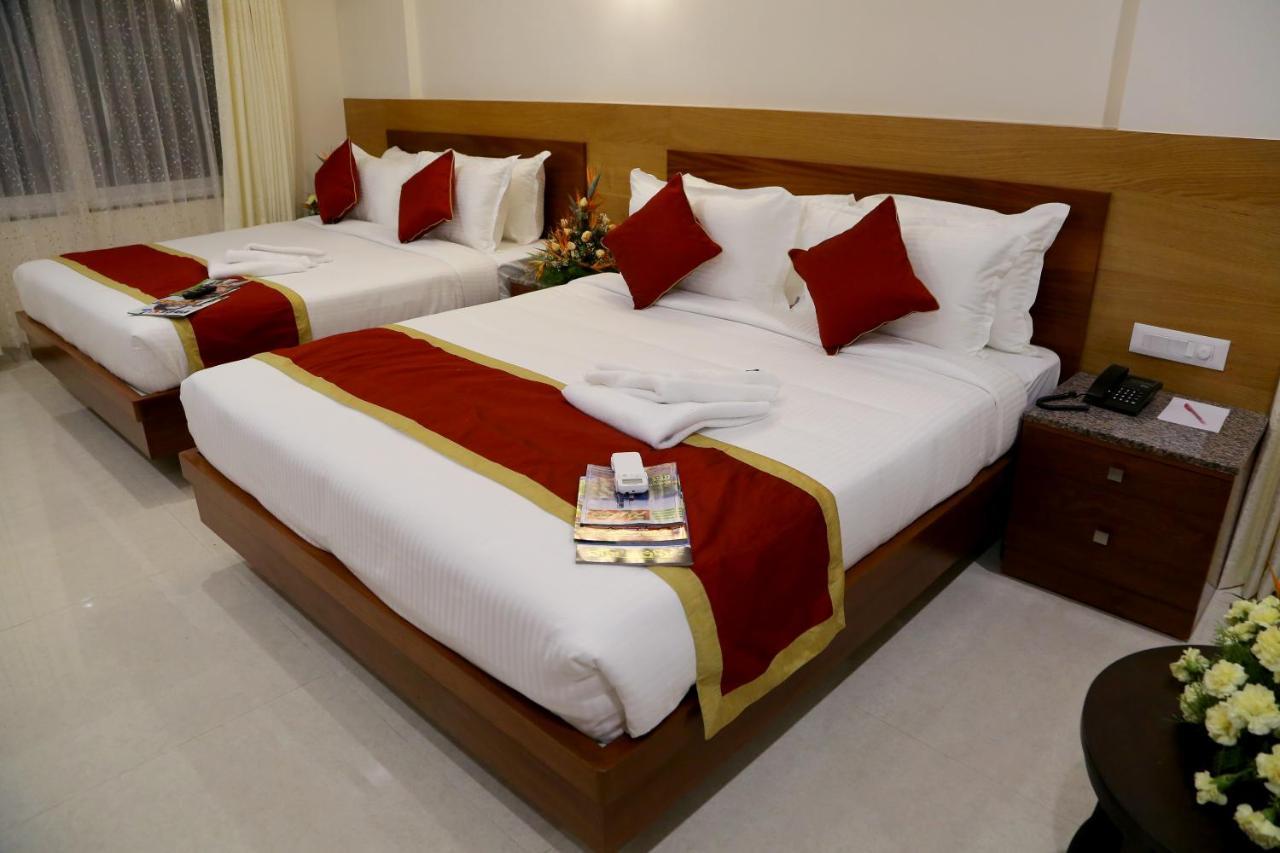 Hotel U.T.Elegance بنغالور المظهر الخارجي الصورة