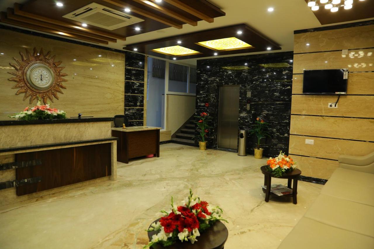 Hotel U.T.Elegance بنغالور المظهر الخارجي الصورة