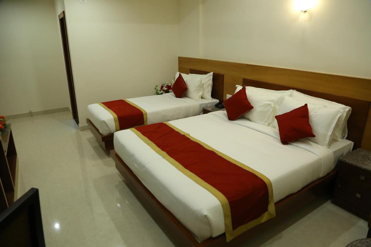 Hotel U.T.Elegance بنغالور المظهر الخارجي الصورة